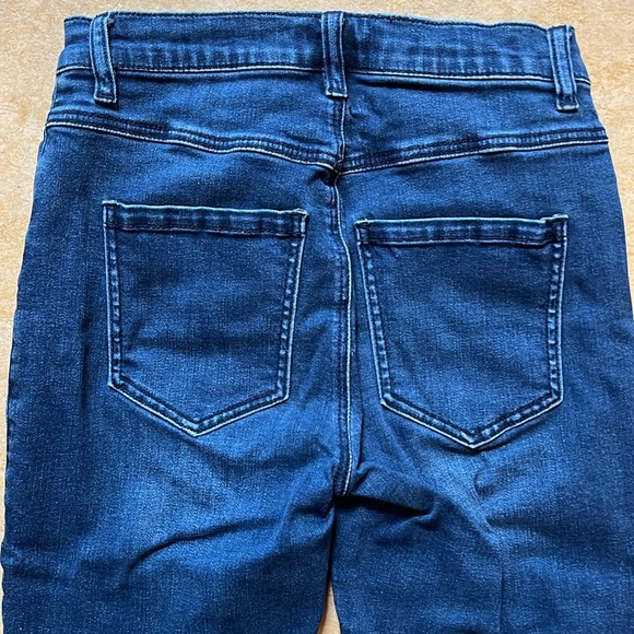 Women’s CAbi Jeans Size 2 - Picture 5 of 5